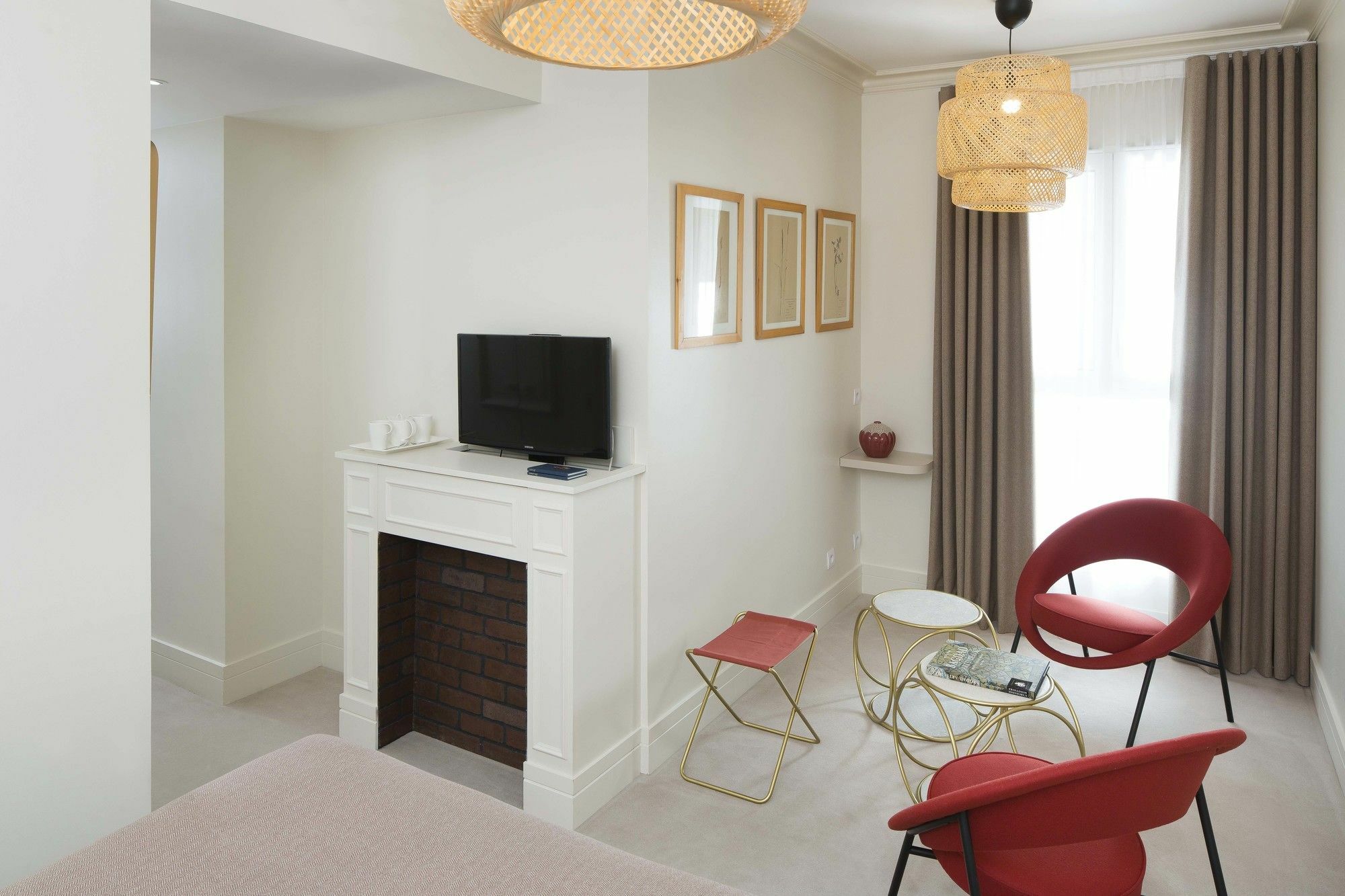 פריז Hotel Celeste Batignolles Montmartre מראה חיצוני תמונה